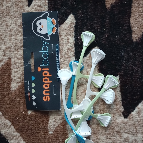 Cloth diaper covers, flannel wipes, snappis - Picture 3 of 4